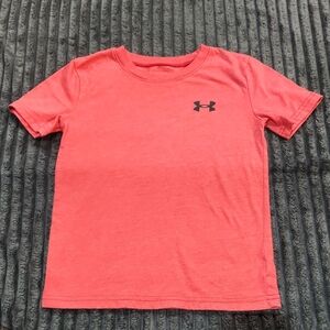 Under Armour Red and Black Short Sleeve Tee